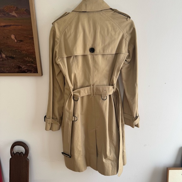 Burberry Tan Trench Coat - Picture 3 of 9